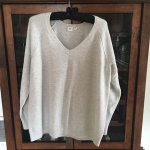 GAP Soft Grey Sweater